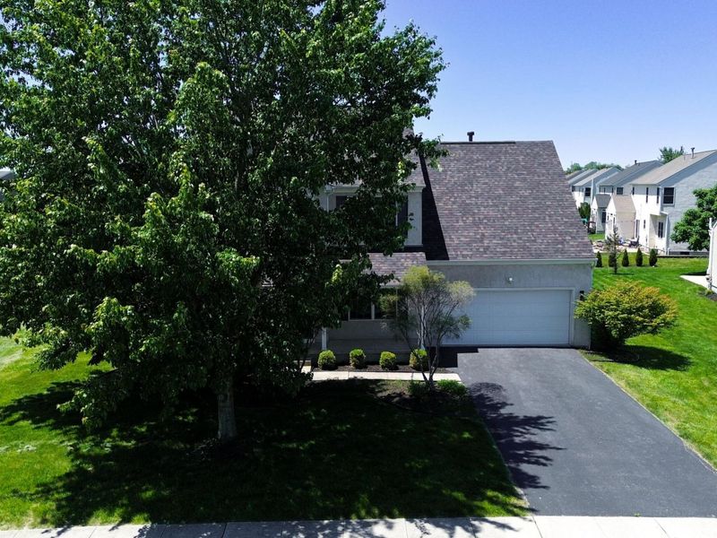 1872 Summersweet Circle, Lewis Center, OH 43035 Photo 2