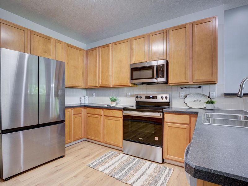 1872 Summersweet Circle, Lewis Center, OH 43035 Photo 27
