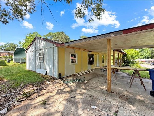 111 CARVER Drive, Leesville, LA 71446