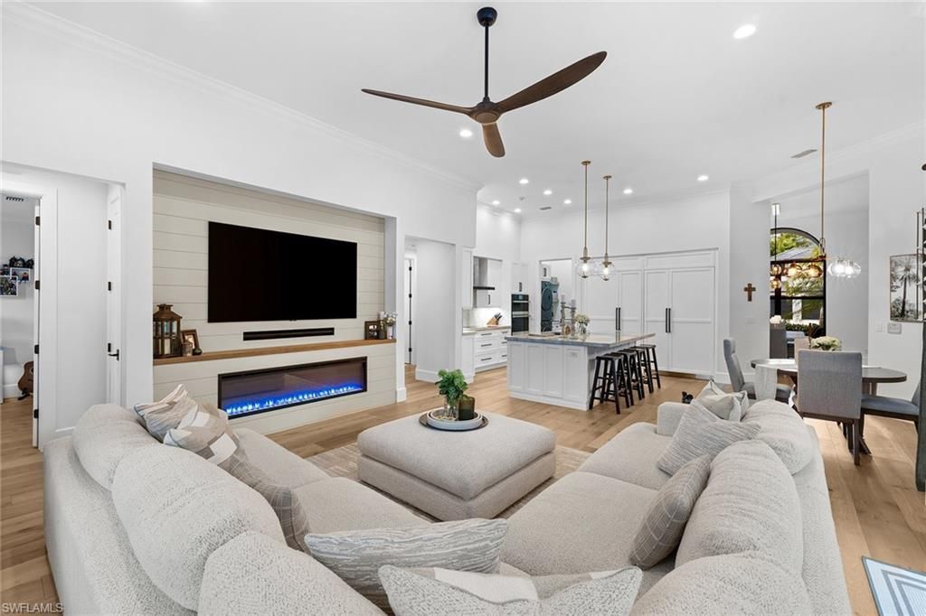 7678 Santa Margherita Way, Naples, FL 34109 Photo