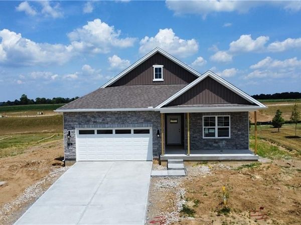506 Grapewin Drive, Xenia, OH 45385