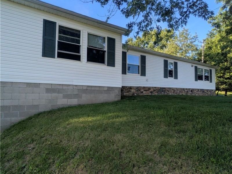 18395 Leatherwood Road, Salesville, OH 43778 Photo 3