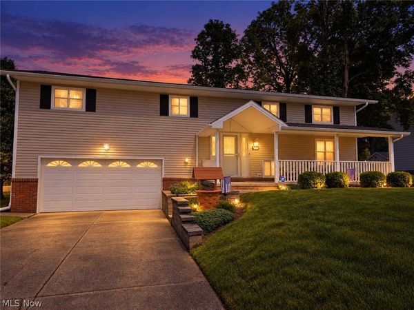 14598 S Gateway Drive, North Royalton, OH 44133