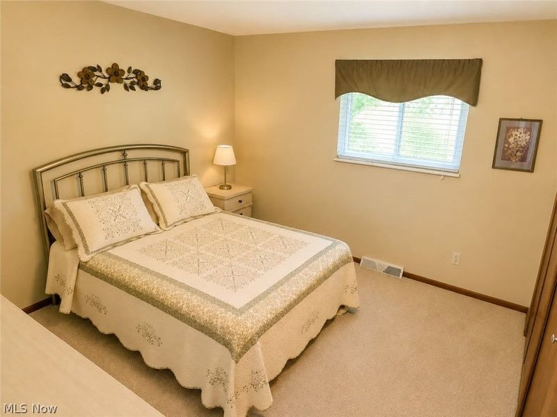 14598 S Gateway Drive, North Royalton, OH 44133 Photo 11
