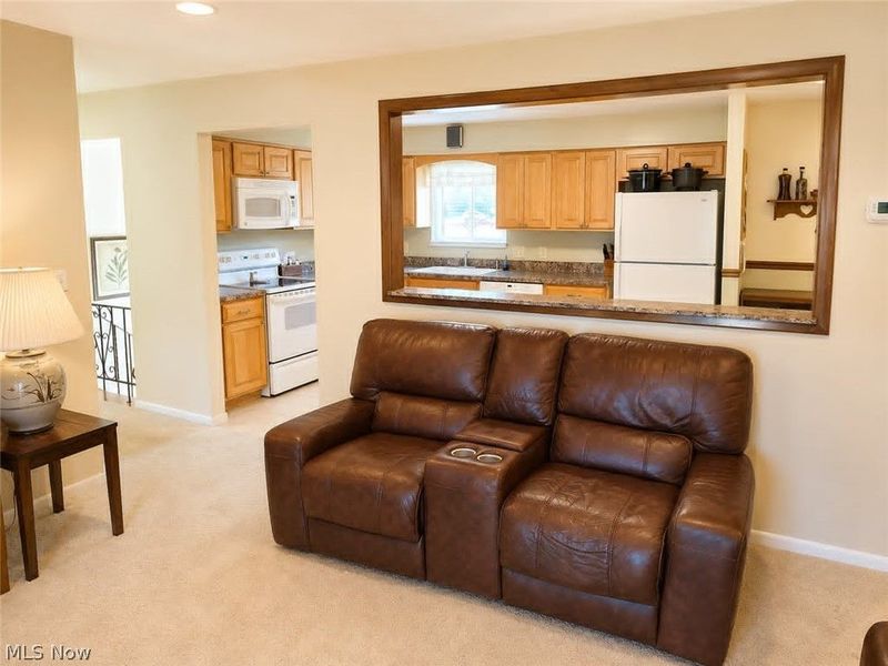 14598 S Gateway Drive, North Royalton, OH 44133 Photo 5