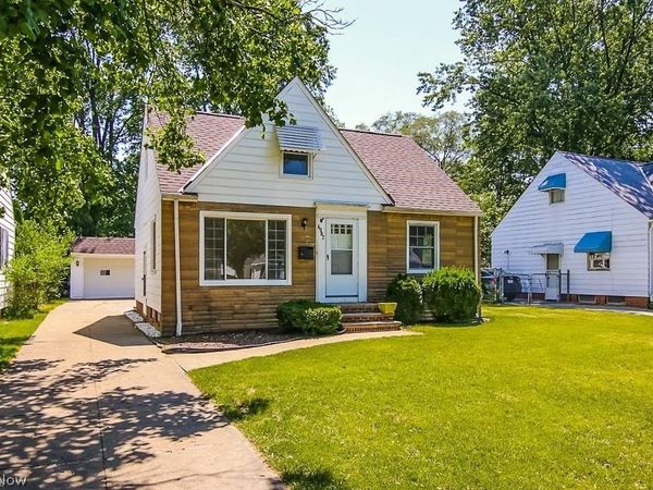 6987 Greenleaf Avenue , Parma Heights, OH 44130