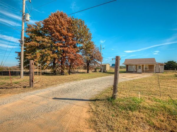 335827 E Winding Road, McLoud, OK 74851