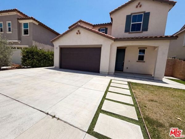 383 Eureka Drive, Santa Paula, CA 93060