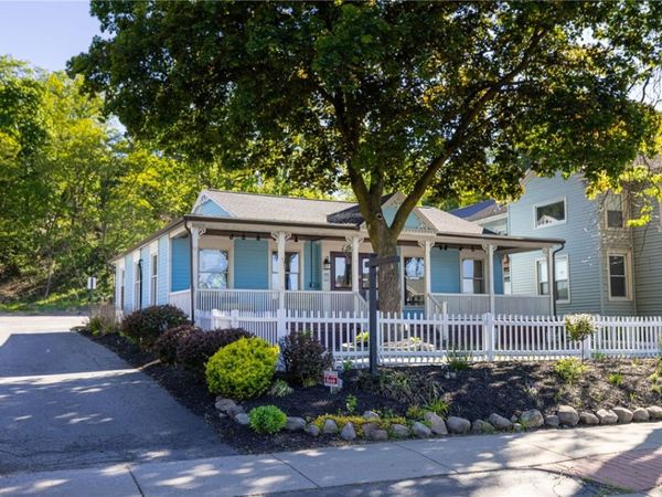 90 W Main St , Victor, NY 14564