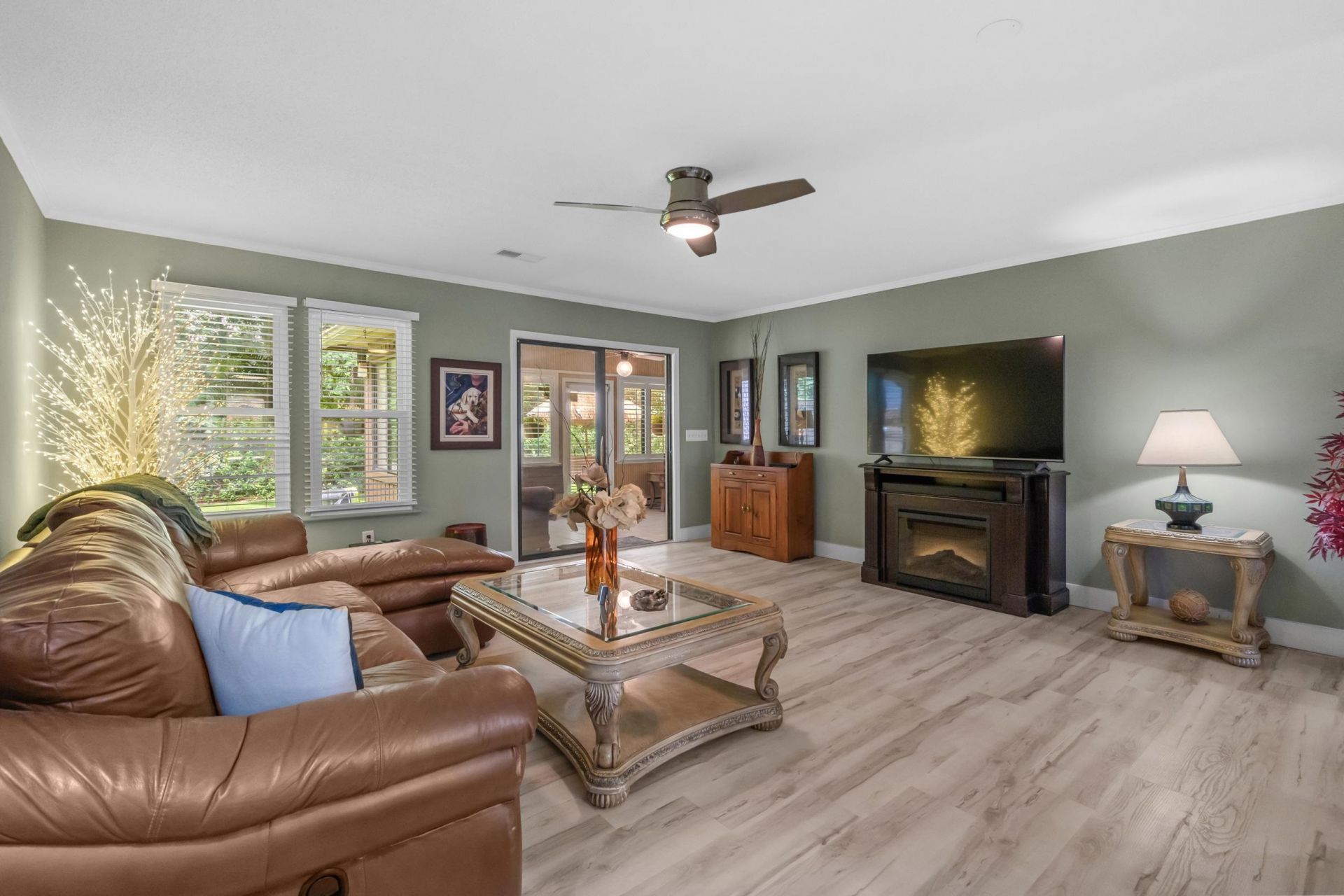 105 Hickory Dr.  Photo 8