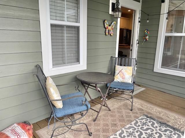 208 Clouter Creek Drive Photo 20