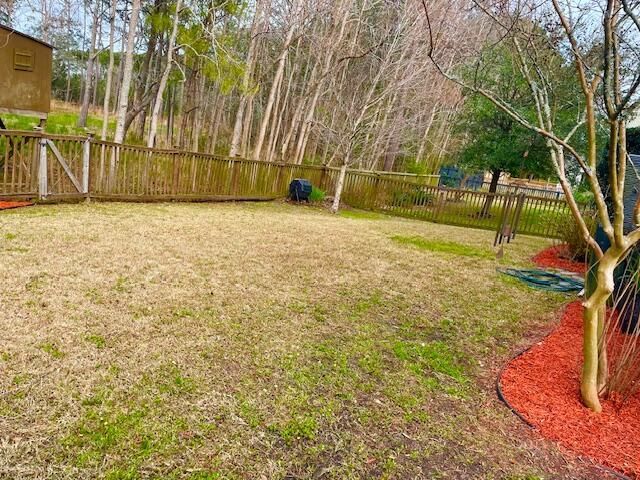 208 Clouter Creek Drive Photo 21