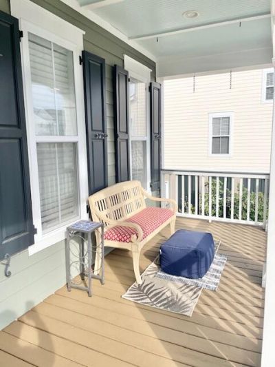 208 Clouter Creek Drive Photo 9