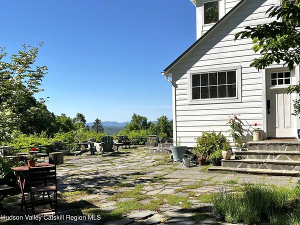 514 Ohayo Mountain Road, Woodstock, NY 12498