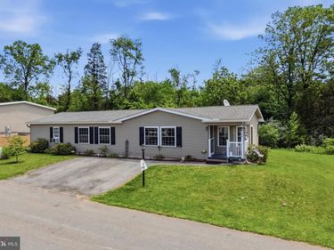134 HEISTER ROAD, BIRDSBORO, PA 19508