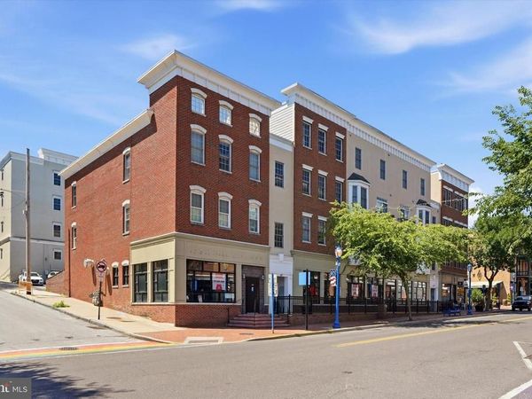 136 BRIDGE STREET, Unit 305, PHOENIXVILLE, PA 19460