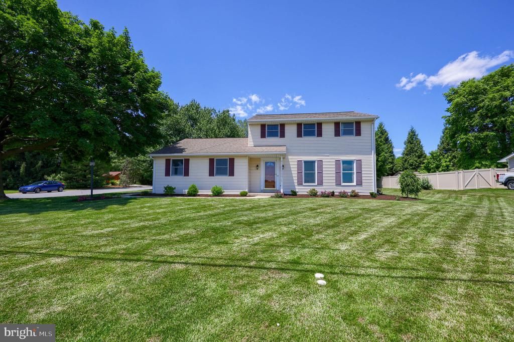 219 TOBACCO ROAD , EPHRATA, PA 17522