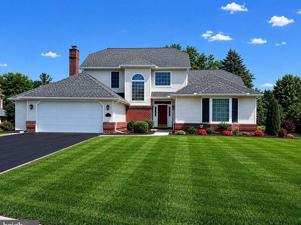 4005 PAMAY DRIVE, MECHANICSBURG, PA 17050