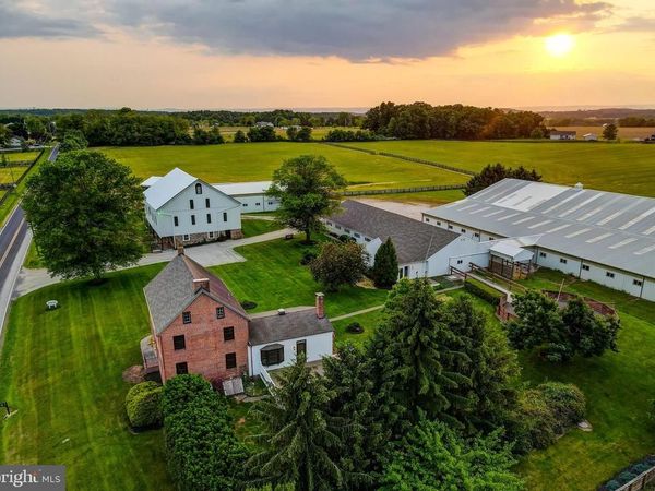 1384 BON OX ROAD, GETTYSBURG, PA 17325