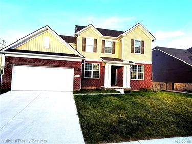 49654 Hummel Drive, Macomb Twp, MI 48044