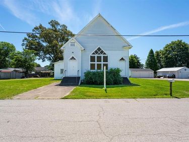 9138 Sacra Dr., Maceo, KY 42355