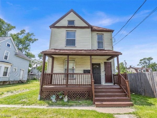 812 Lovett Place , Unit UP, Lorain, OH 44052