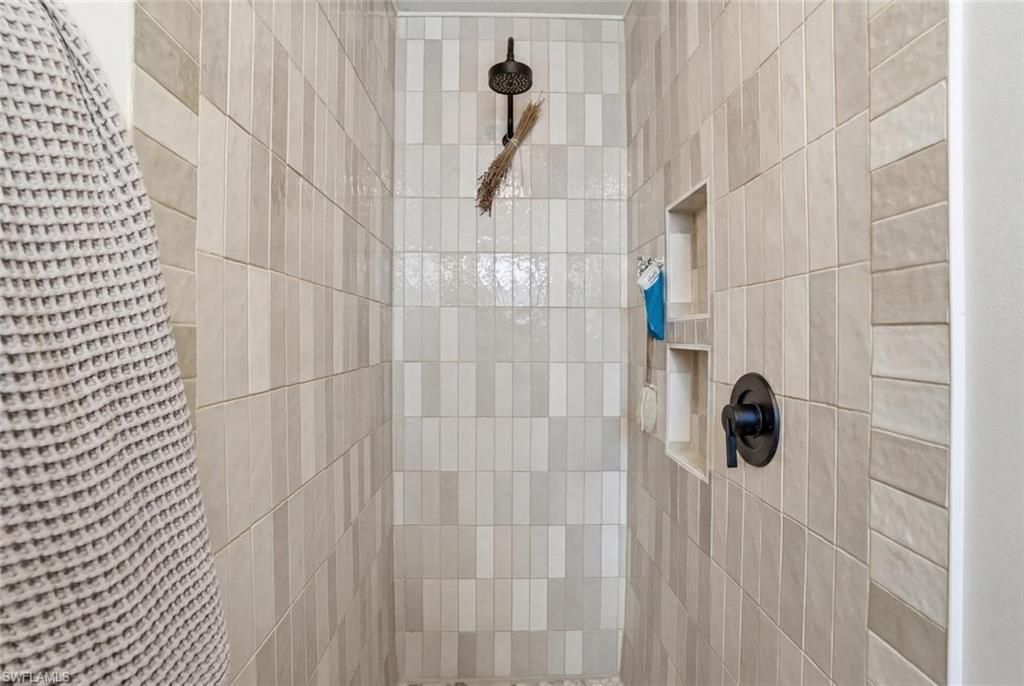6236 Shadowood Cir, Naples, FL 34112 Photo