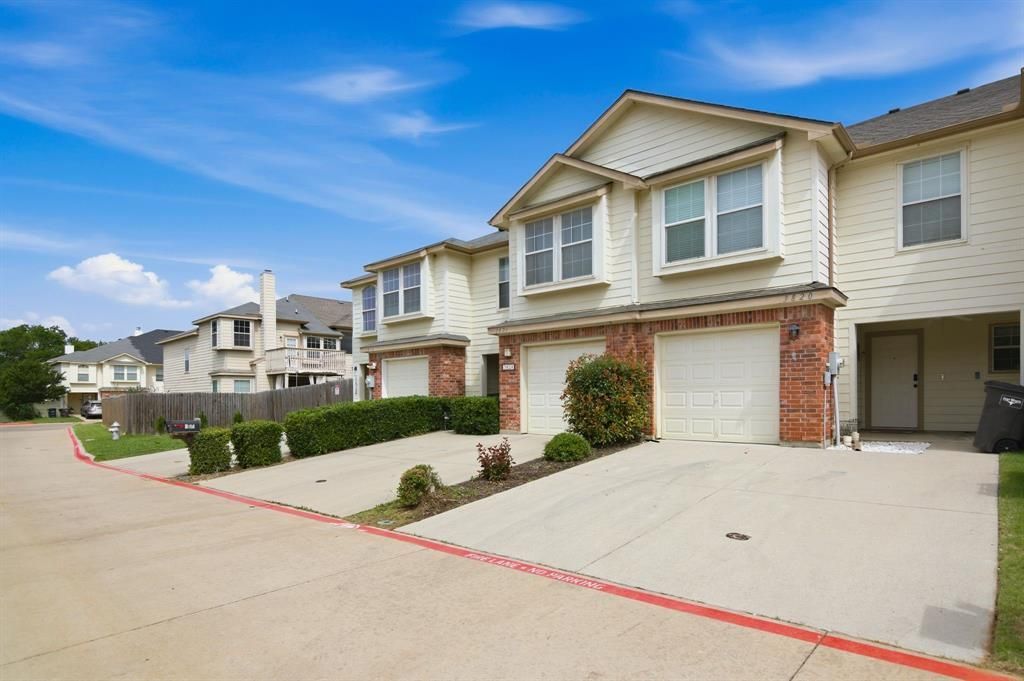 3820 Vista Mar Drive, Fort Worth, TX 76040 Main Photo