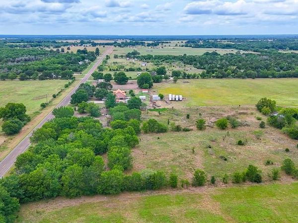 8365 Fm 642, Purdon, TX 76679