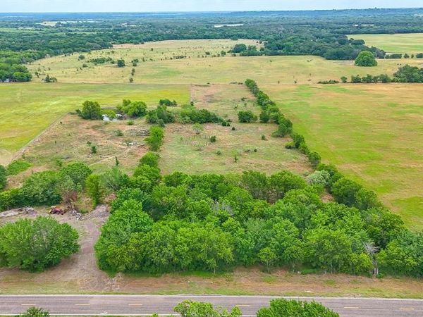 8365 Fm 642 , Purdon, TX 76679