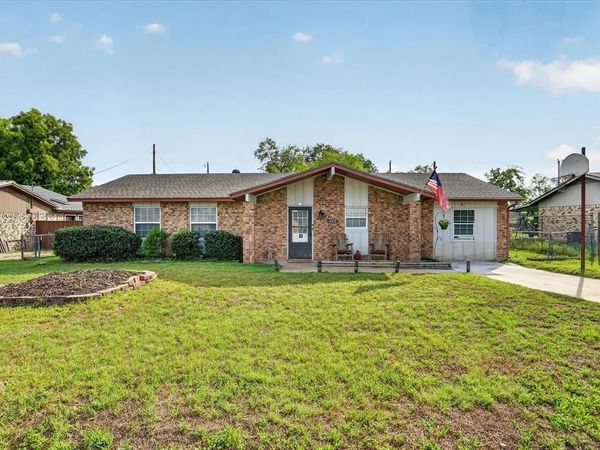 408 Grandview Drive , Granbury, TX 76049