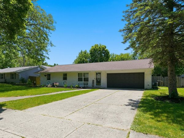 3822 Shannon Drive, Fort Wayne, IN 46835