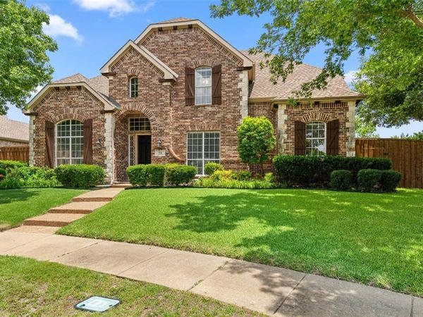 711 Villanova Court , Allen, TX 75013