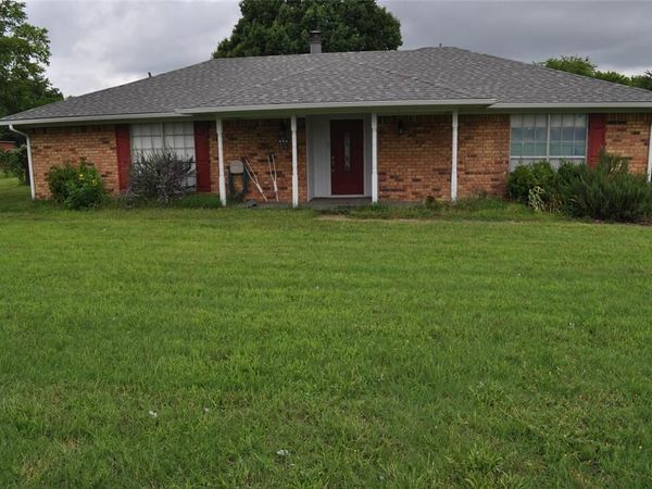 180 Davis Road , Combine, TX 75159