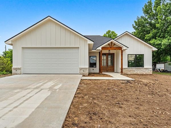 267 Sherwood Drive , Woodway, TX 76712