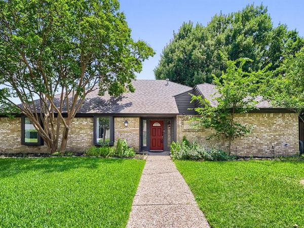 6234 La Cosa Drive , Dallas, TX 75248
