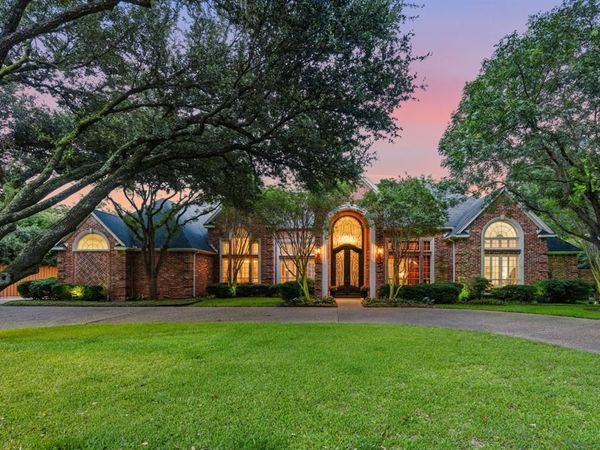 14908 Bellbrook Drive, Addison, TX 75254