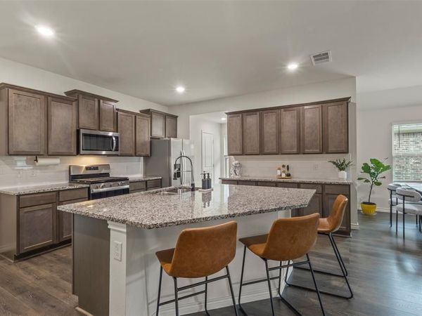 1602 Maple Ridge Drive , Princeton, TX 75407