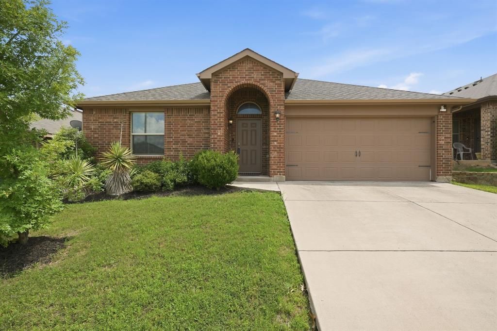 1121 Prelude Drive , Fort Worth, TX 76134 Main Photo