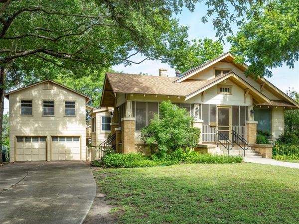 2616 College Avenue , Fort Worth, TX 76110