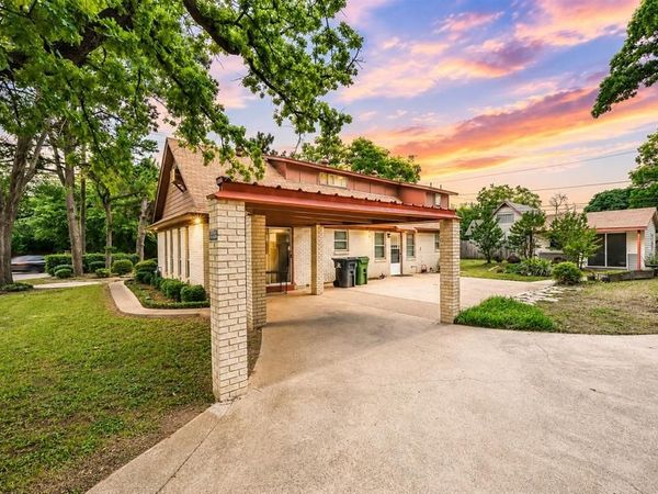 1700 Chip N Dale Drive, Arlington, TX 76012