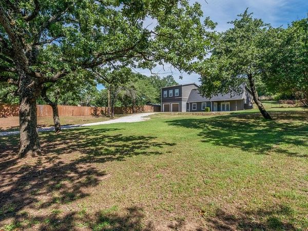 1416 Apache Court , Joshua, TX 76058