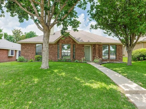 2109 Woodglen Drive , Garland, TX 75040
