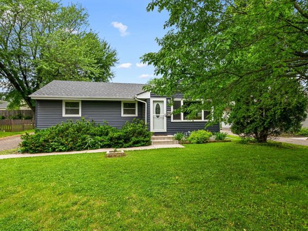 1031 Sumter Avenue N, Golden Valley, MN 55427