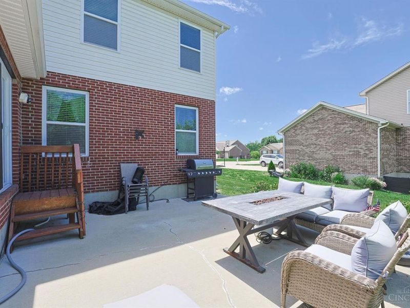 2032 Bridgewater Lane, Monroe, OH 45050 Photo 8