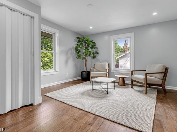 529 Wheatsheaf Rd, Roselle, NJ 07203