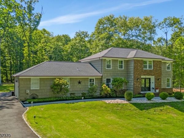 9 Grouse Road, Warren, NJ 07059
