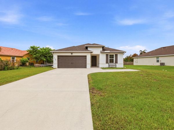 1158 SW Del Rio, Port St. Lucie, FL 34953