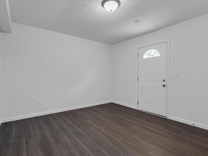 2243 Golden Leaf Lane, Columbus, OH 43223 Photo 14