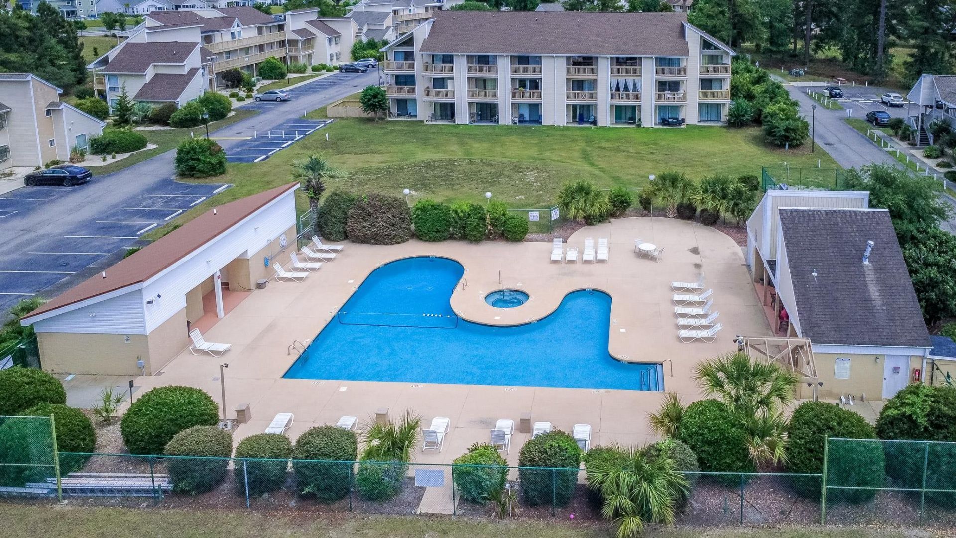 1095 Plantation Dr. W  Photo 23